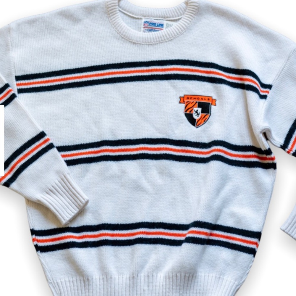 ISO VINTAGE BENGALS SWEATER